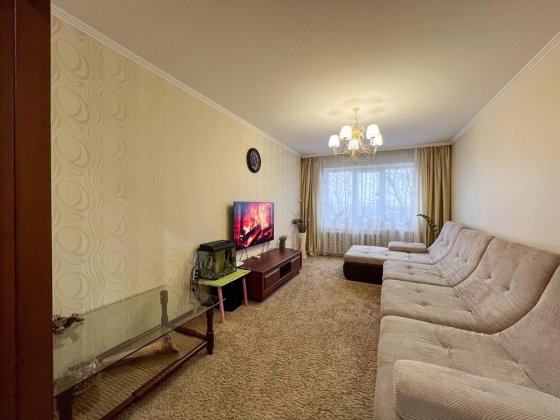 Продам 4-кім квартиру з новим ремонтом в р-н Північного Ровно