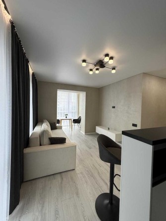 Продам свучасну квартиру у новобудові - фото 1