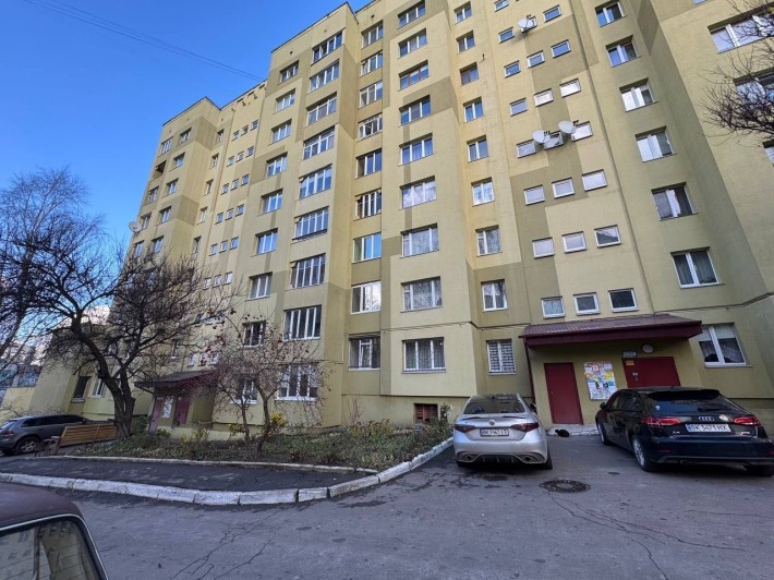 Продаж 4-кімнатної квартири в утепленому будинку! - фото 1