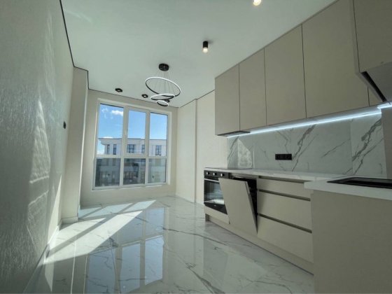 Неймовірно світла однокімнатна з новим ремонтом! Центральний парк! Ірпінь