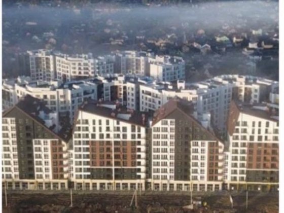 Однокімнатна низький поверх Синергія Сіті Ірпінь