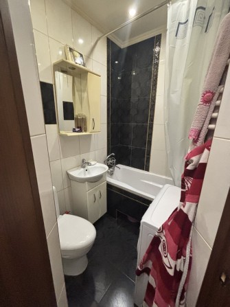 Продам квартиру в центрі - фото 1