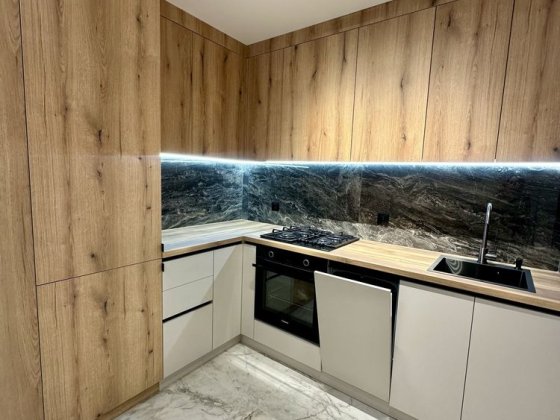 Продається 2км квартира, вул. Злуки Тернопіль