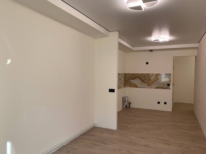 Київська 33м2, 2 пов з 11 - фото 1