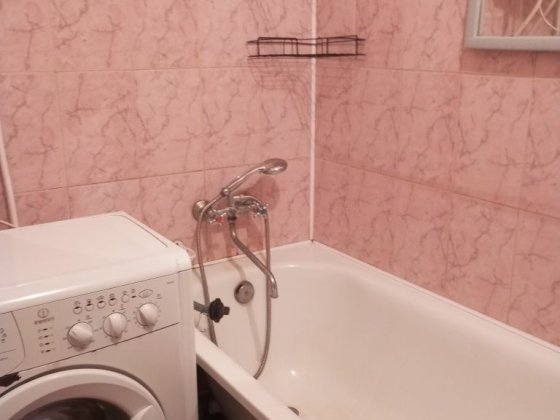 Е-відновлення!Чудова локація .Центр міста,95 квартал.Продаю 3 кімнатну Кривой Рог