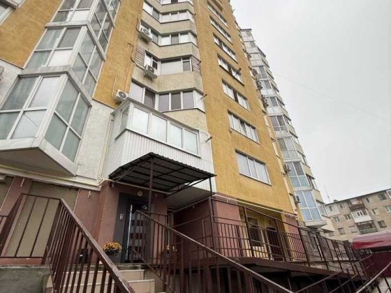 Продаж величезної 1-к квартири в Центрі ! 55м2 ! Код 7771 Полтава