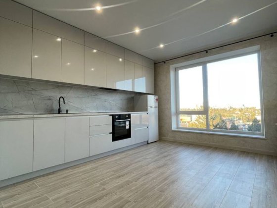 ГАРНА ПРОПОЗИЦІЯ 1К квартира в Новобудові з ремонтом (поруч центру) Ровно