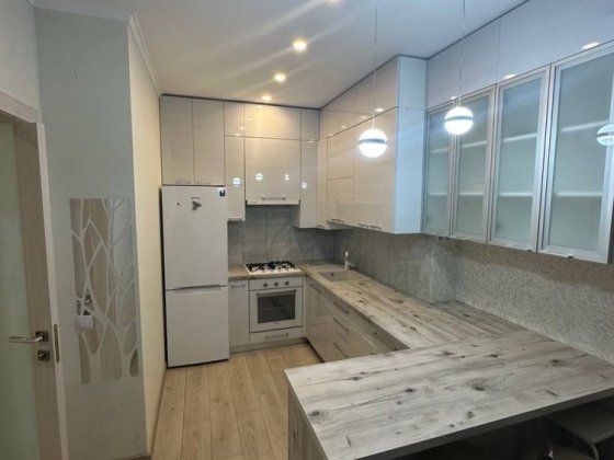 Спектрум,1 кімнатна квартира, кухня студія, 1 поверх, велика тераса Рівне