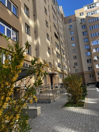 1к квартира з панорамним видом на річку Псел - фото 1