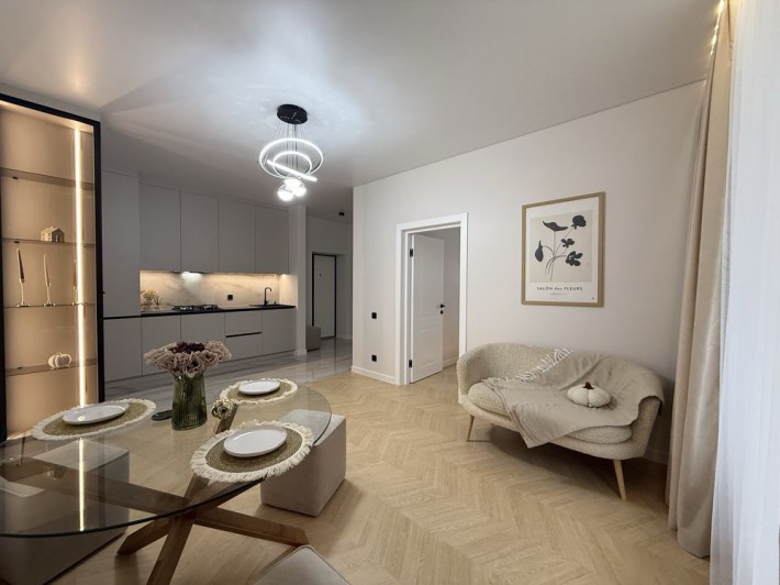 Неймовірно красива 1 на квартира в ЖК « Status” Є ОСЕЛЯ - фото 1