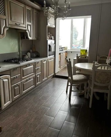 Я Продаю 3-кімнатну квартиру з дизайнерським ремонтом. ТЕРМІНОВО!!! - фото 1