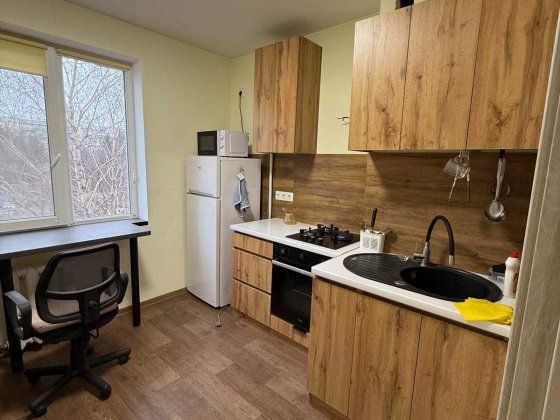 Продам 1-но кімнатну квартиру на Фурманова Полтава