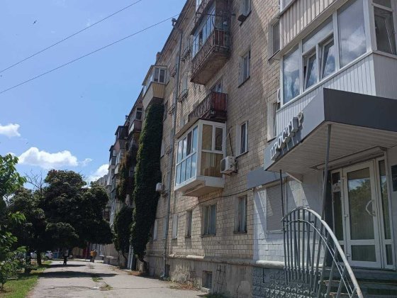 Продаж 2-х кімнатної квартири на Сінній Полтава