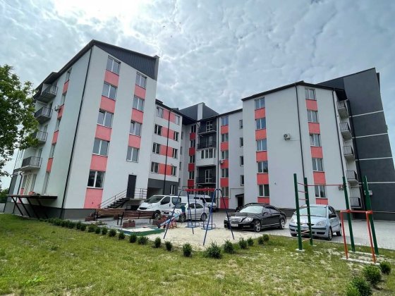 2 кім біля 2-ї лікарні на Сонячній Тернополь