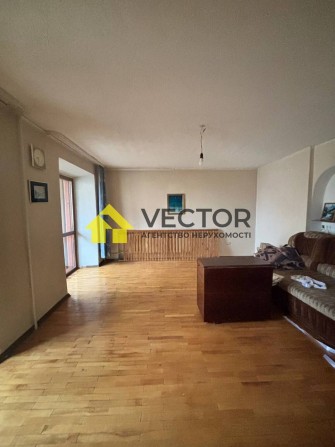 Продаж великої 3к квартири 83 кв.м. 2/9, цегла! ТОРГ - фото 1