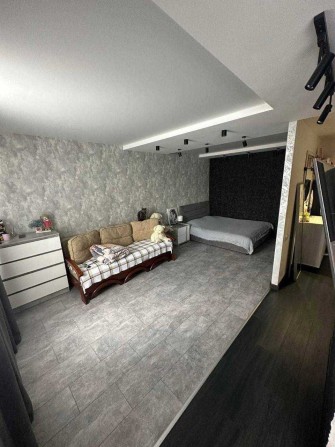 Продається квартира-студія в новобудові - фото 1