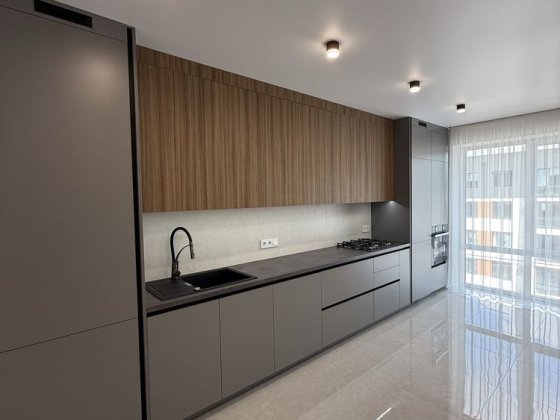 Продаж 2 кімнатної квартири .Ремонт. Ровно