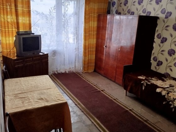 Продам 1 кімнатну квартиру від власника! Кривий Ріг