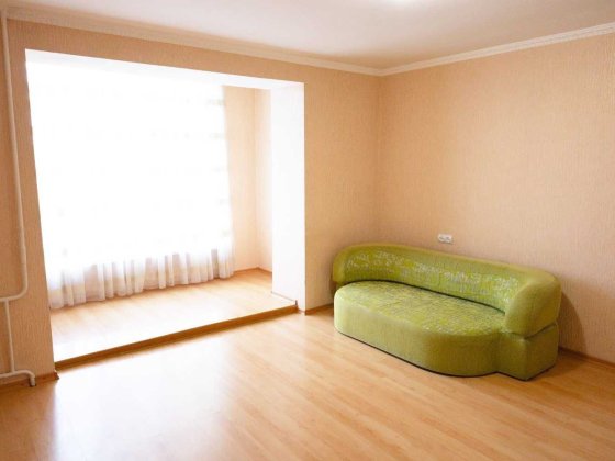 | Продається 2-кімнатна квартира покращеного планування з ремонтом Рівне