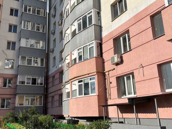 Новобудова з великою площею на Лушпи ( Еспланада) Суми