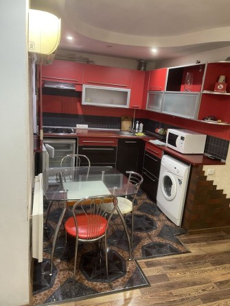 Продам 3х комнатную квартиру в Центре, проспект Независимости - фото 1