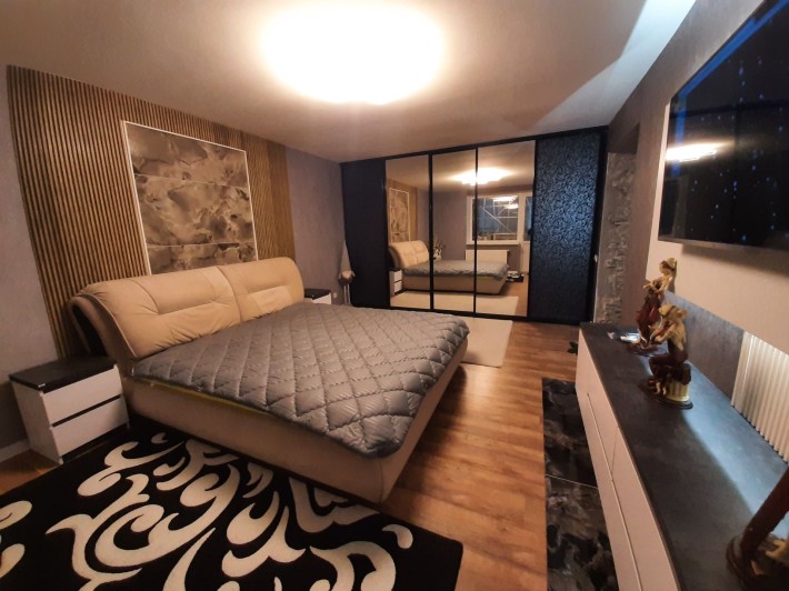 Продам 3 ком, Новоместенская, Закрытый двор, Мебель, Техника - фото 1