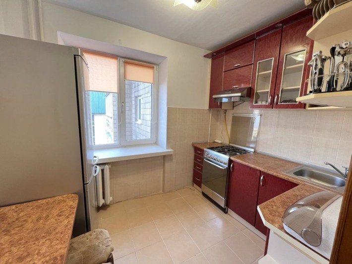 Продам 2-х кімнатну квартиру в центрі - фото 1