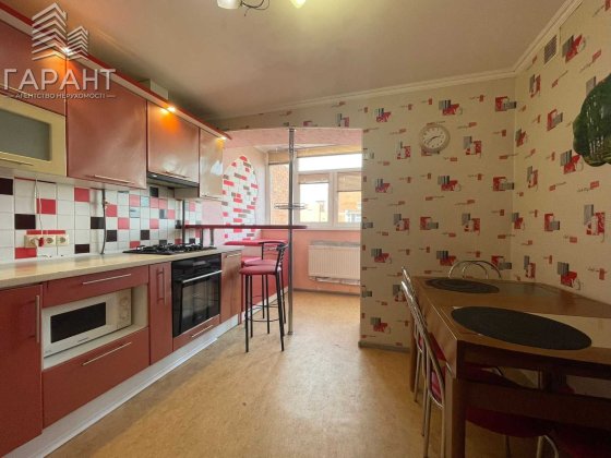 Продам 2-х рівневу квартиру в новобудові біля СНАУ. Сумы