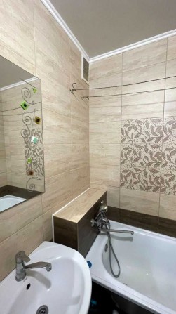 Продам укомплектовану 1-кімнатну квартиру. Буковинська, 18 - фото 1