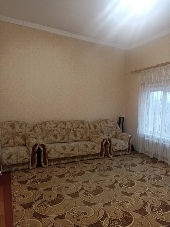 Продаю 2-х кімнатну квартиру в центрі міста - фото 1