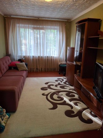 Продається 2-х кім. кв..на м-н "Сонячний " ! - фото 1