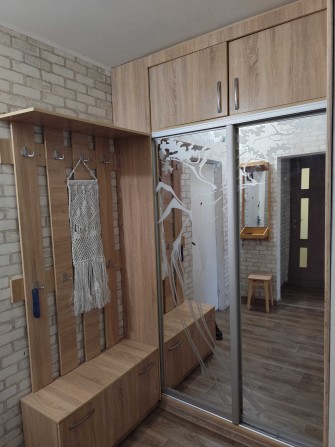 Продаж квартири на середньому поверсі - фото 1