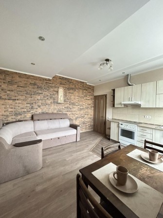 Продам квартиру в районі Мототреку. - фото 1