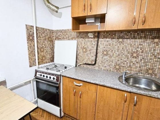 Продається 2 кімнатна квартира по вул. Просвіти Тернополь