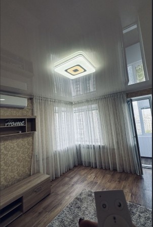 Продаж розкішної 1к з ремонтом,  меблями і технікою на Харківській! - фото 1