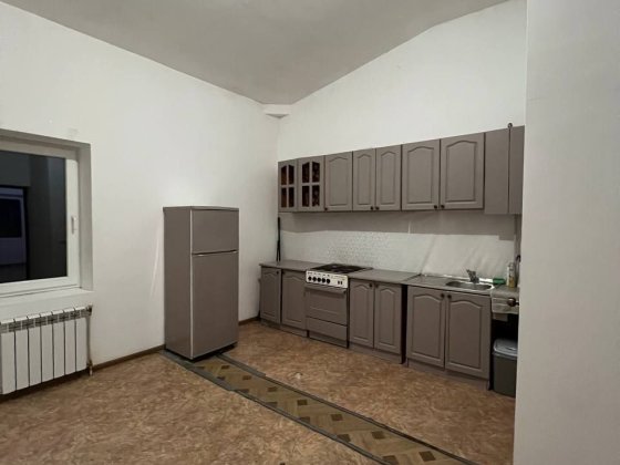 Дворівнева простора квартира на вул. Степана Дем'янчука Ровно