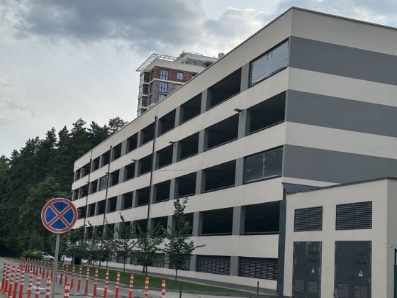 Продаж паркінга Бровари Київська обл, Крона Парк Бровары