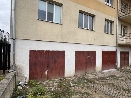 Продаж гаража на Бамі