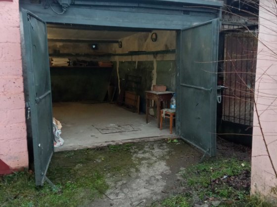 Продам гараж в районе остановки Ватутина Кривий Ріг