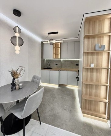 Продається 2 кімнатна квартира по вул. Смакули - фото 1