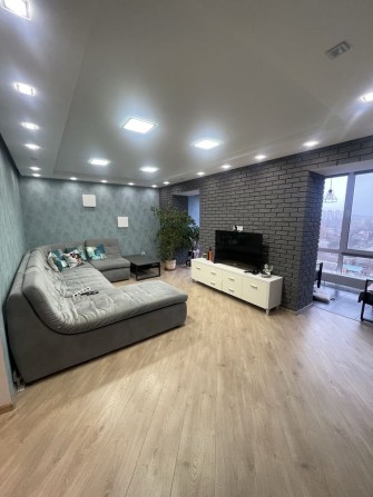 Продаж 4х кімнатної стильної сучасної квартири по вул. Харківська - фото 1