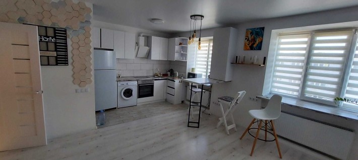 Квартира однокімнатна (студія) - фото 1