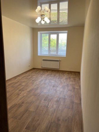 Продаж простороі 1-кімнатної квартири ( р-н Чайка ) - фото 1