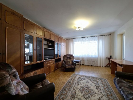 Продам простору 3-кімнатну квартиру на Заливній Сумы