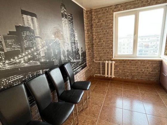 Продаж З кімнатной квартири 5 мрк.Зарічний Кривой Рог