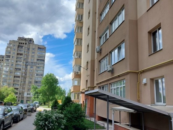 Продам 3 кімнатну квартиру в новобудові біля Лавини Сумы