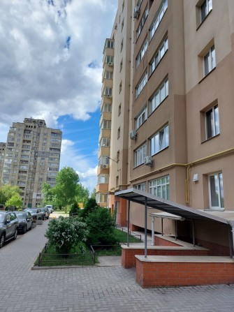 Продам 3 кімнатну квартиру в новобудові біля Лавини - фото 1