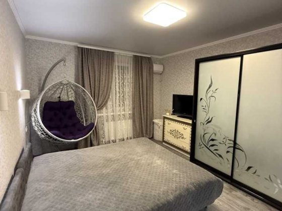 2-кімнатна з євроремонтом, 65 м², 4 з 9 поверх Полтава