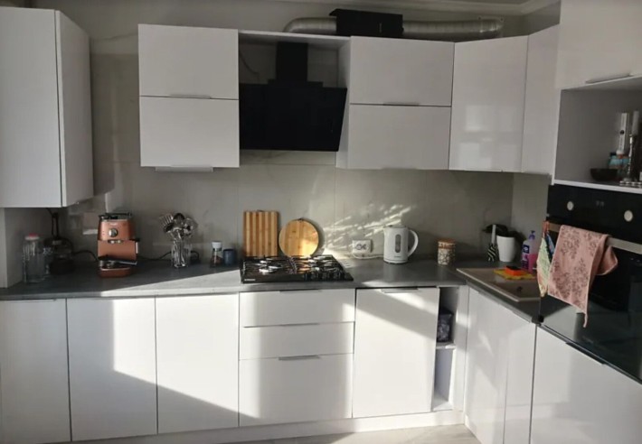 Продаж 3к квартири 88.6 кв. м на вул. Над Яром - фото 1