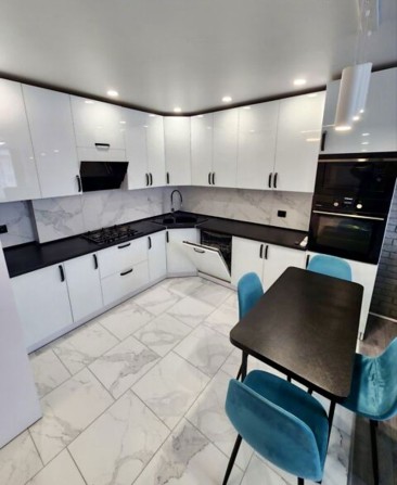 Продається квартира вул. Злуки - фото 1